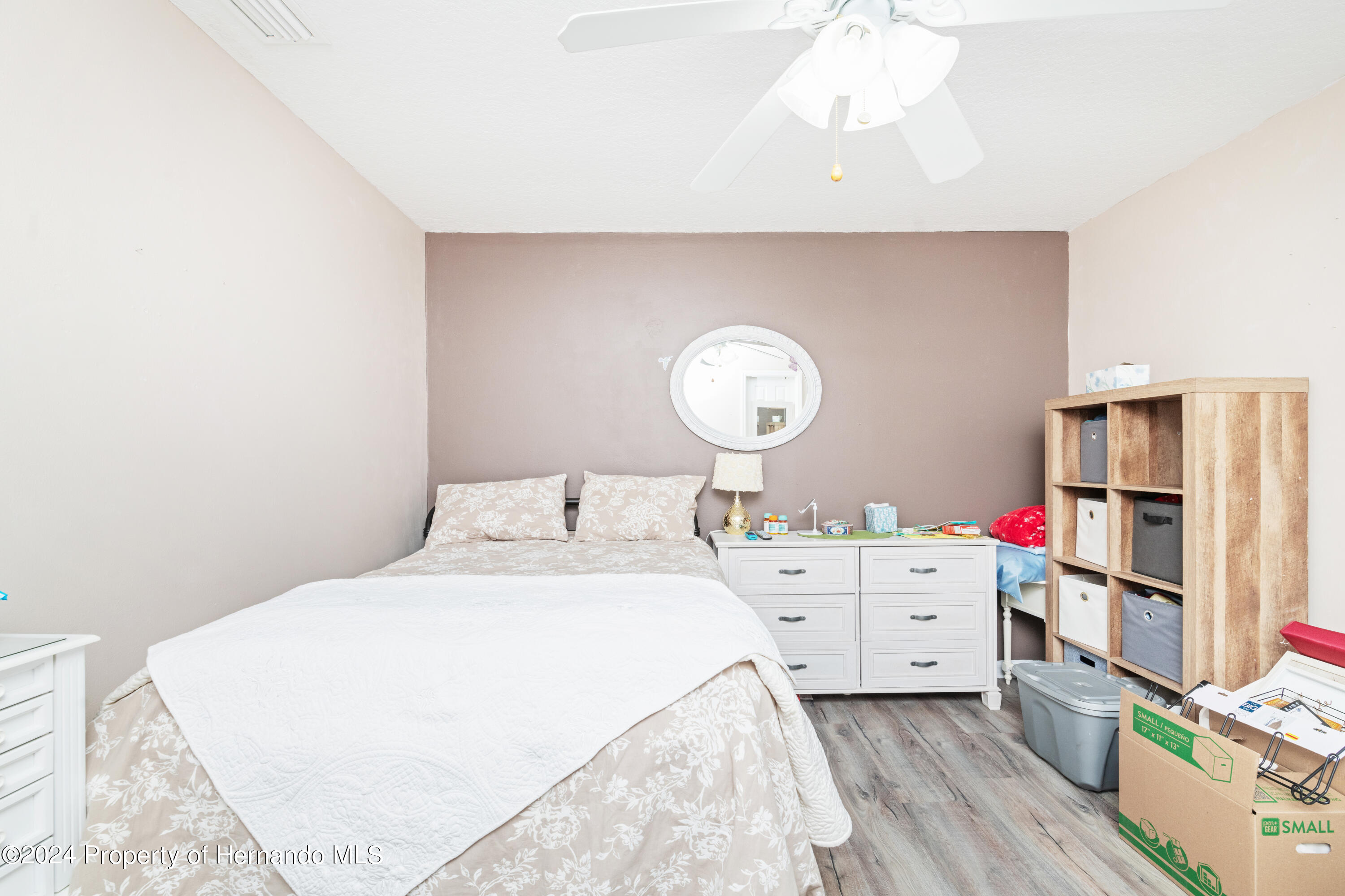 1 Byrsonima Loop Homosassa, FL 34446 - Photo 22 of 41 a room with toys and dresser