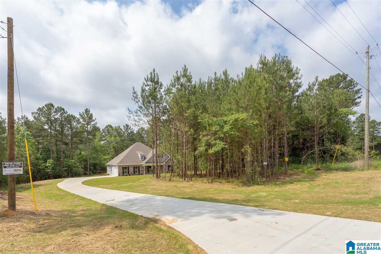 529 Hunters Xing Road Odenville, AL 35120 - Photo 2 of 35