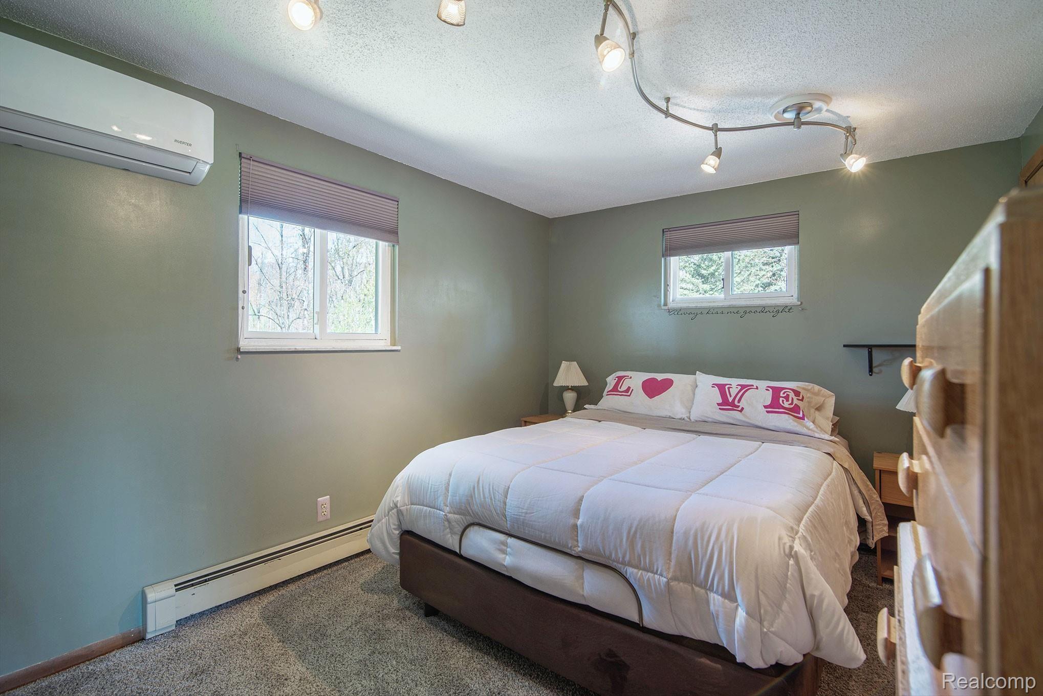 2410 Wixom Road Commerce Township, MI 48382 - Photo 9 of 25 DSC_6836.jpg