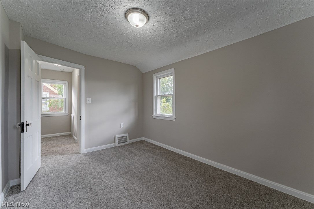 12905 Grannis Road Cleveland, OH 44125 - Photo 16 of 33 Gallery Image 16
