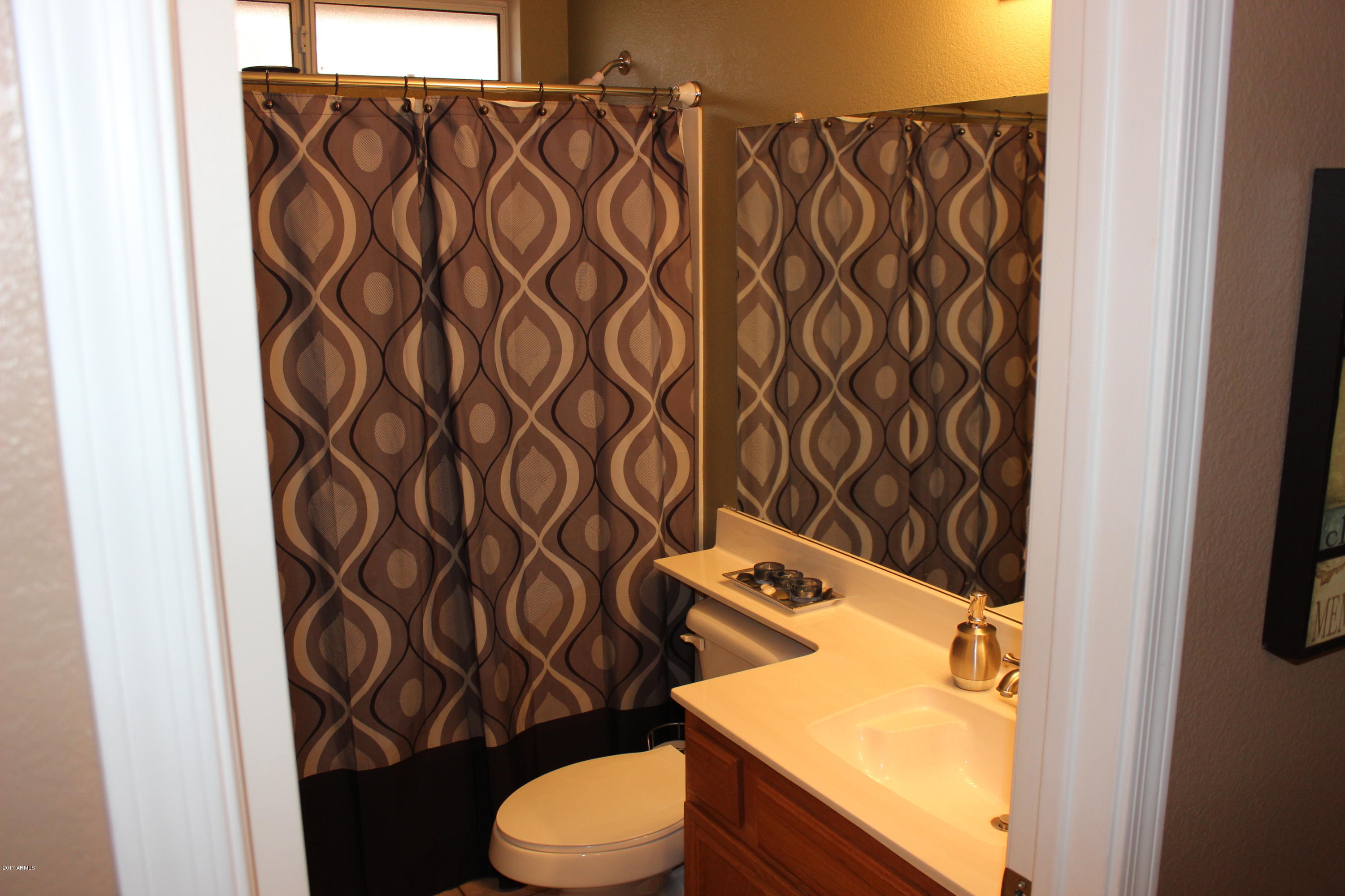 8344 West Bloomfield Road Peoria, AZ 85381 - Photo 21 of 22 Bath 2