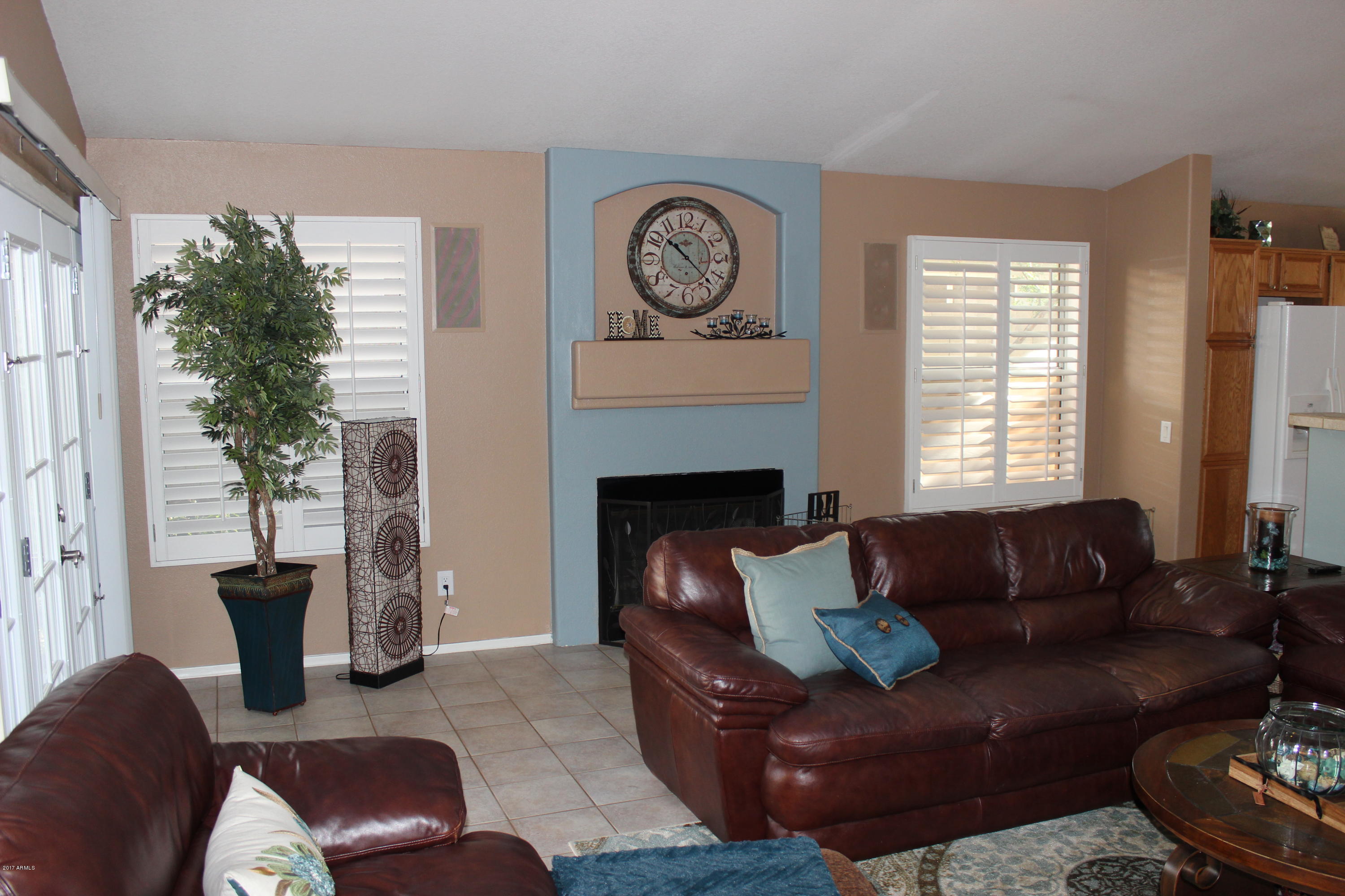 8344 West Bloomfield Road Peoria, AZ 85381 - Photo 4 of 22 Greatroom