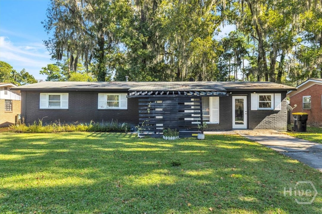 5904 Fairview Avenue Savannah, GA 31406 - Photo 1 of 29