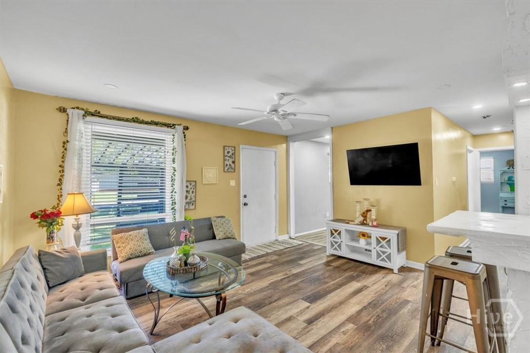 5904 Fairview Avenue Savannah, GA 31406 - Photo 7 of 29