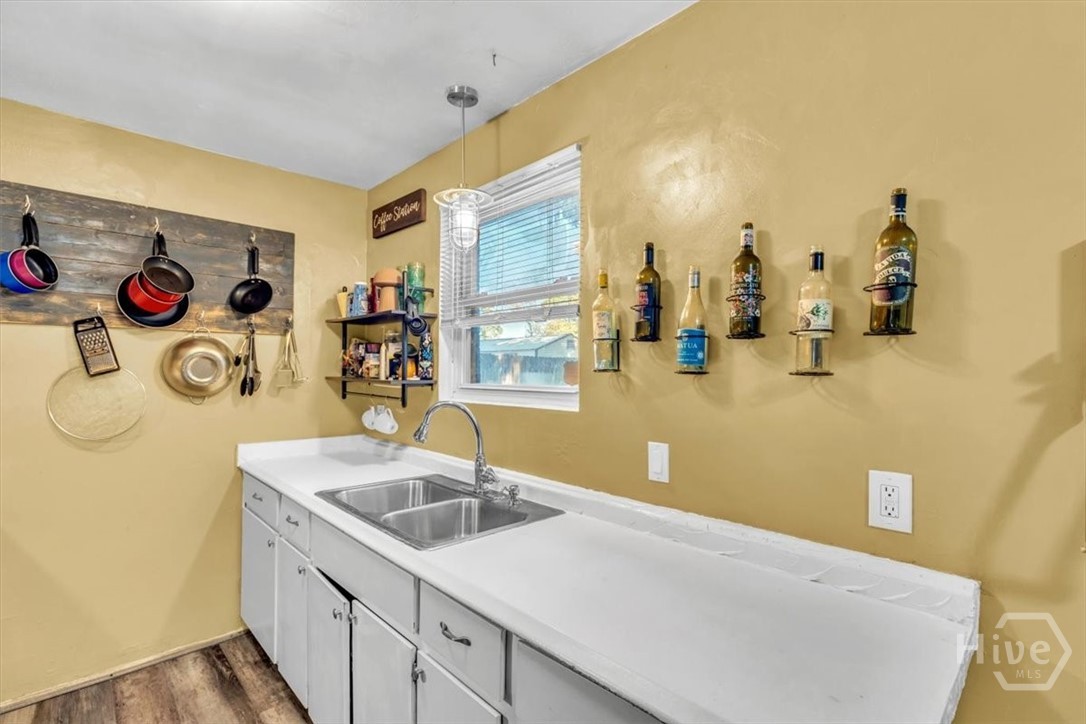 5904 Fairview Avenue Savannah, GA 31406 - Photo 10 of 29