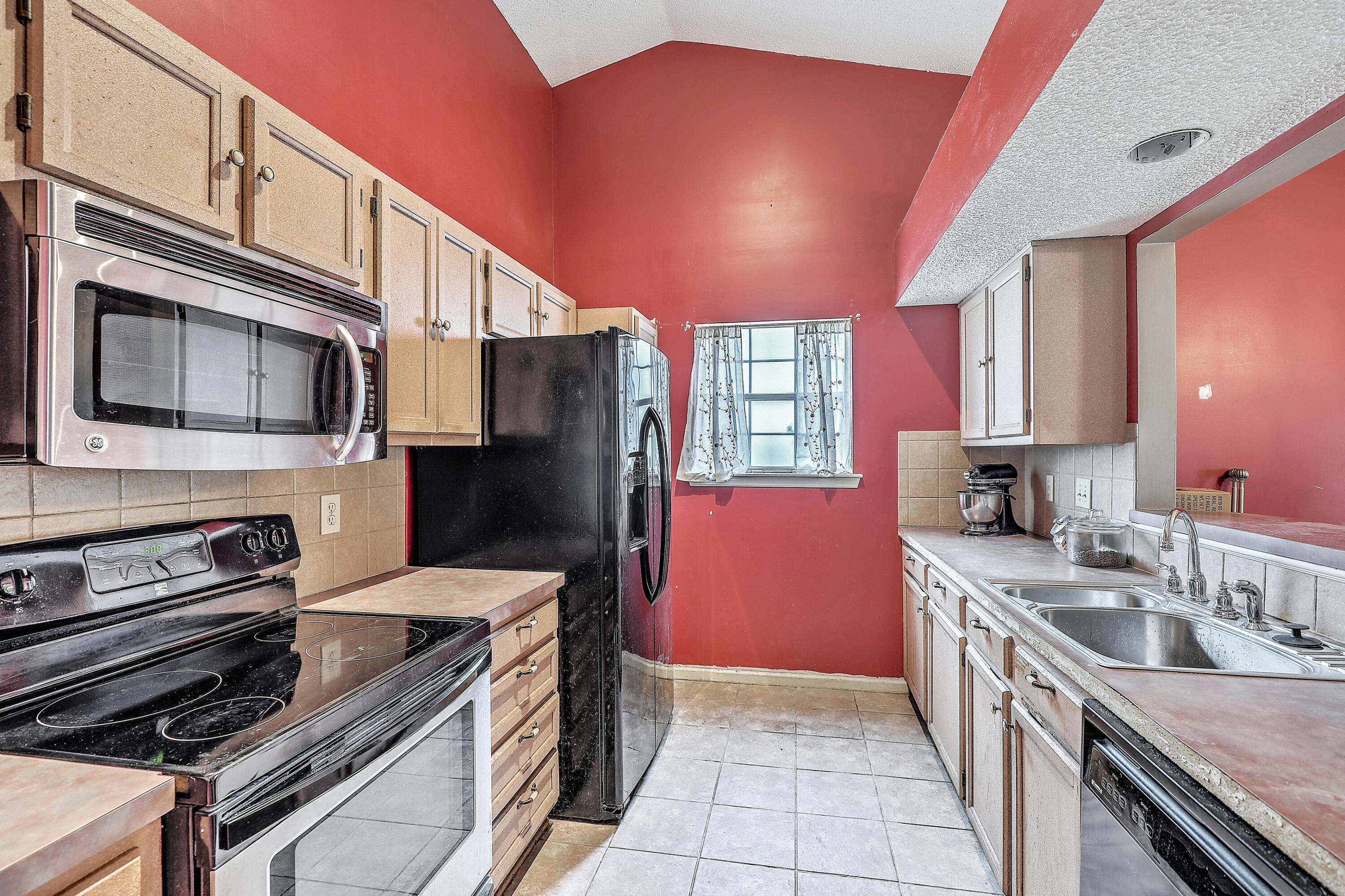 4410 Rice Mill Drive Charleston, SC 29420 - Photo 12 of 26 0W7A5613_4_5_6_7_8_9