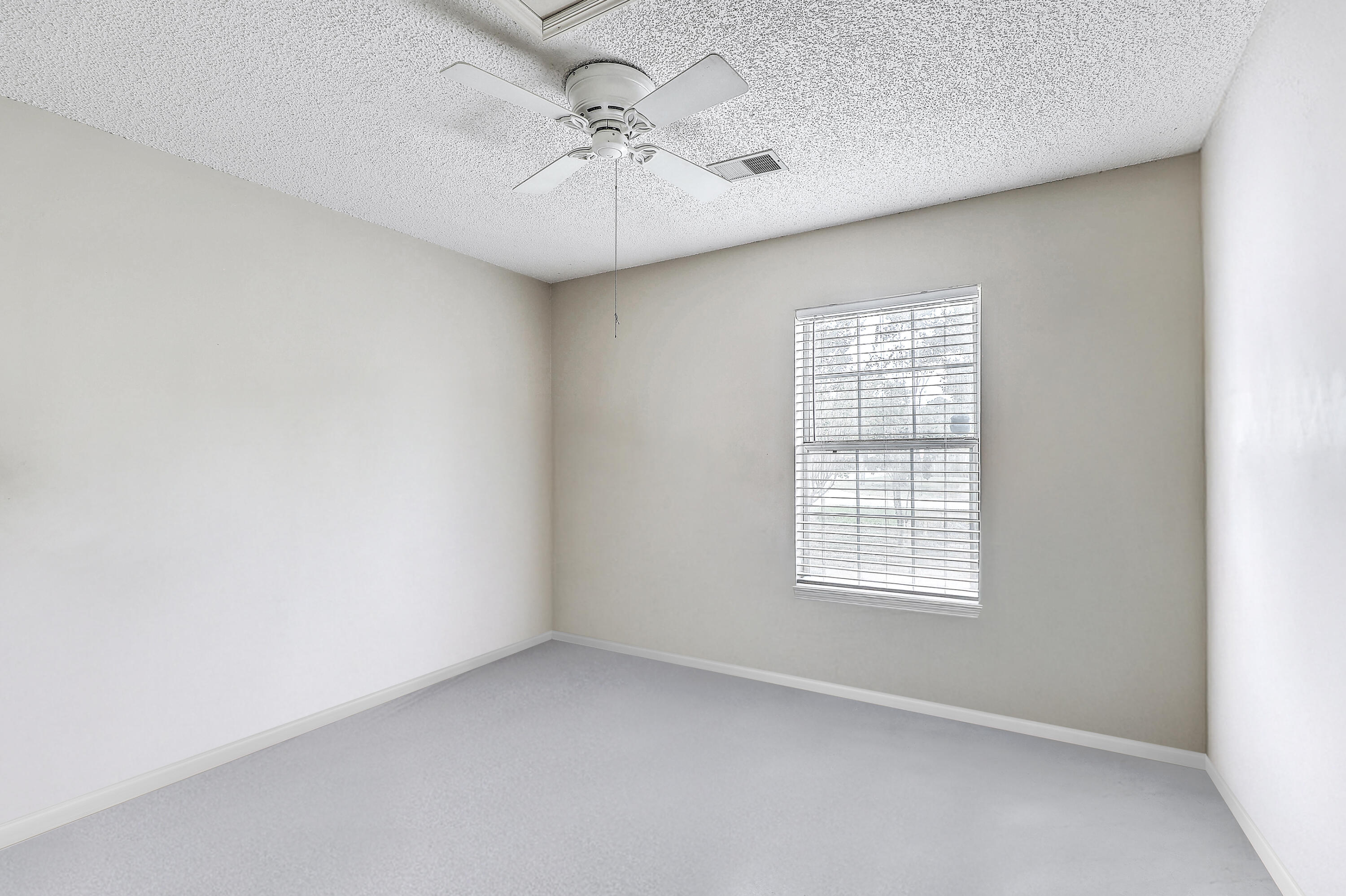4410 Rice Mill Drive Charleston, SC 29420 - Photo 15 of 26 2nd bedroom