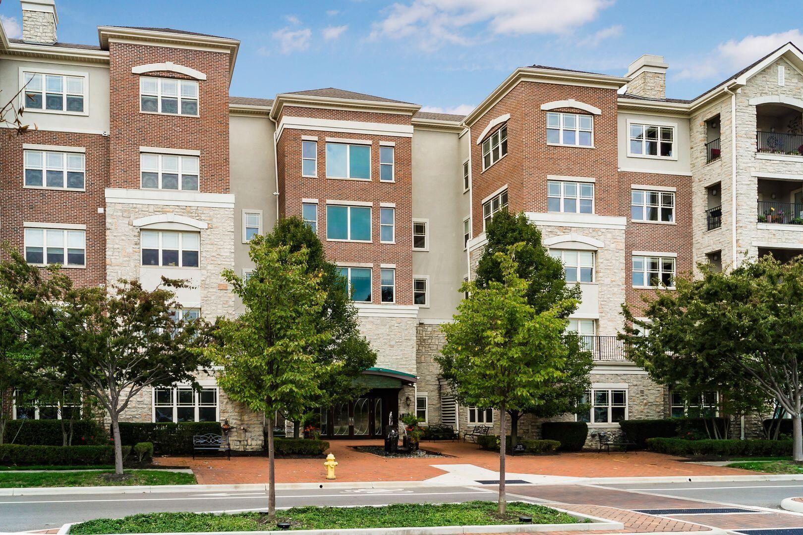 3175 Tremont Road, Unit 211 Columbus, OH 43221 - Photo 2 of 39 004_7f39_Arlington Crossing23