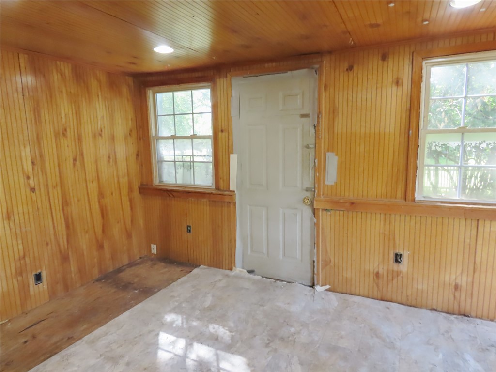 2007 Cayuga Street Varick, NY 14541 - Photo 6 of 19