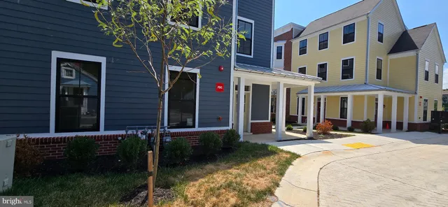 $3,600 | 412 Chapel Alley, Unit 1, Frederick, MD 21701