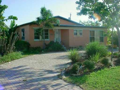 3074 Thelma Road Palm Springs, FL 33406 - Photo 1 of 8 Primary Photo