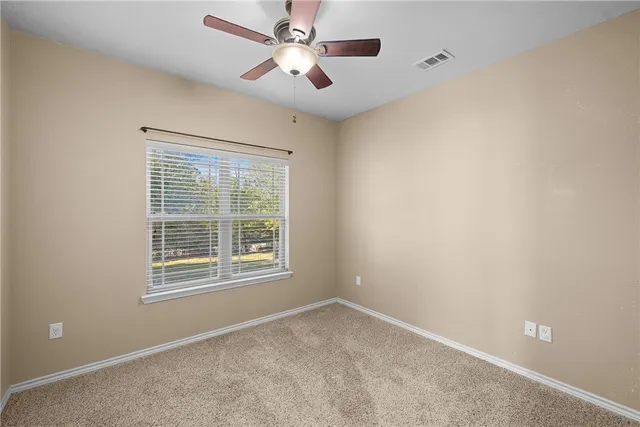 $435,000 | 525 Oak Tree Lane, Franklin, TX 77856