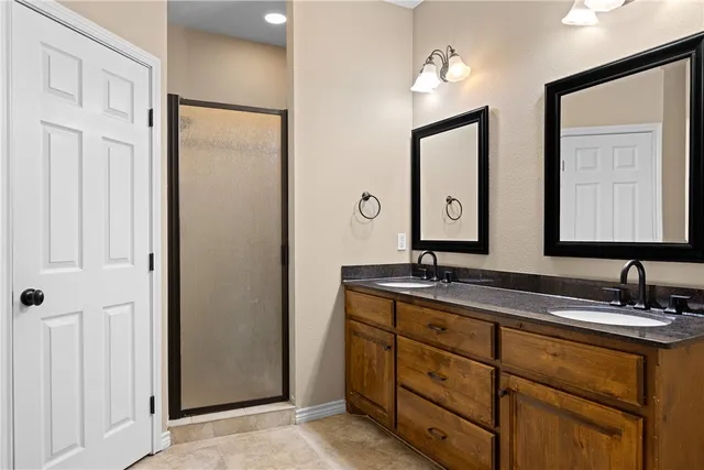 $435,000 | 525 Oak Tree Lane, Franklin, TX 77856