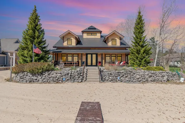 $2,150,000 | 891 South State Street, East Tawas, MI 48730
