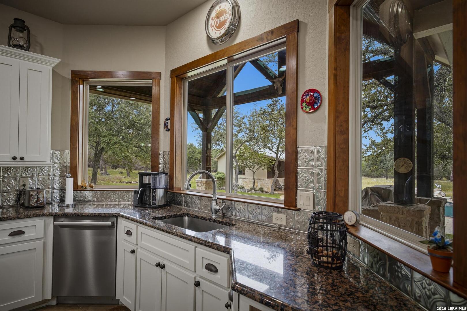 392 Rio Brazos Drive Boerne, TX 78006 - Photo 25 of 76