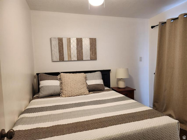 860 South Village Road, Unit H1 St. George, UT 84770 - Photo 5 of 20 View of bedroom