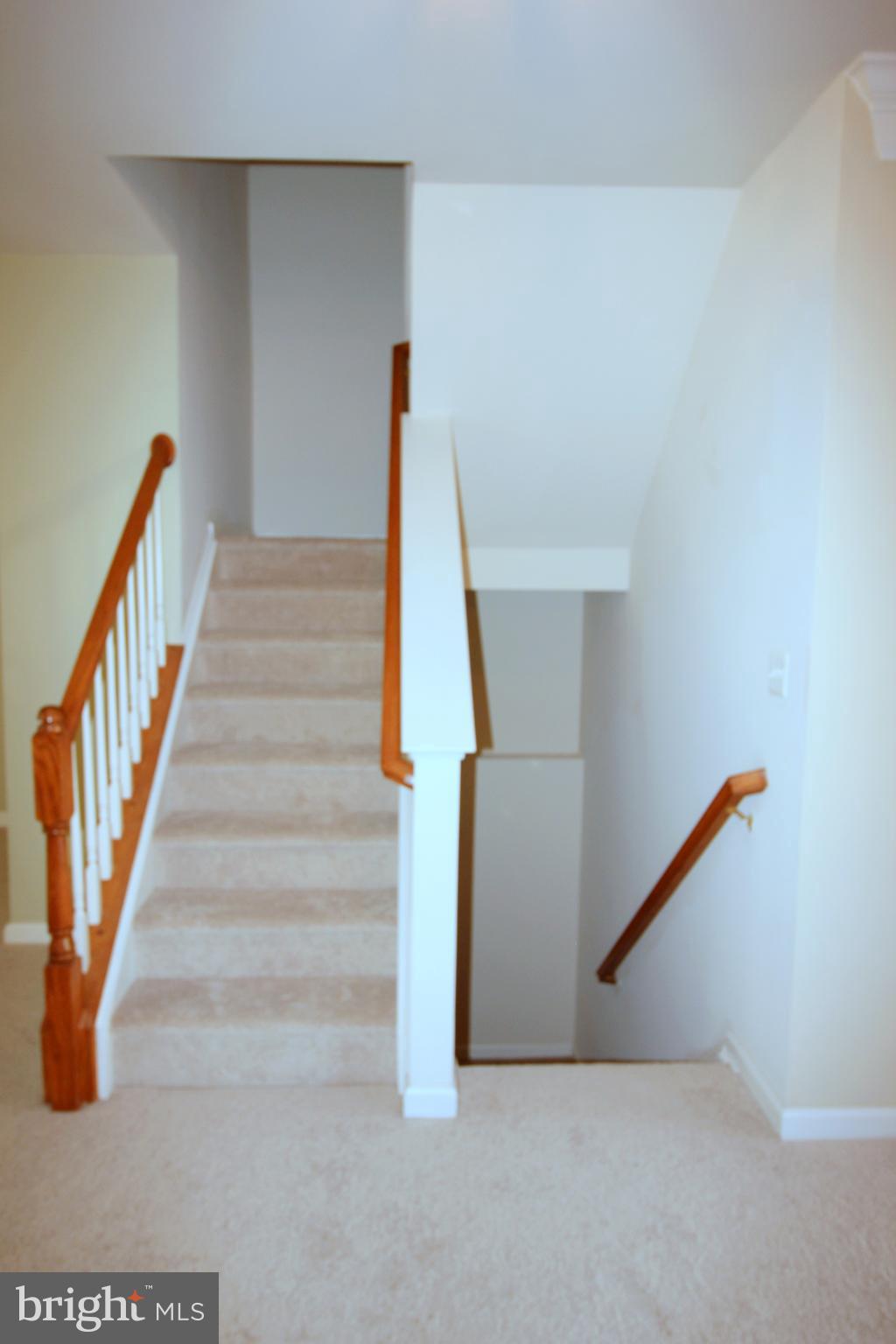 43605 Ryder Cup Square Ashburn, VA 20147 - Photo 13 of 48 a view of entryway