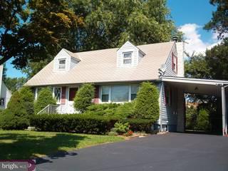 394 Ewingville Road Ewing, NJ 08638 - Photo 1 of 4 Gallery Image 1