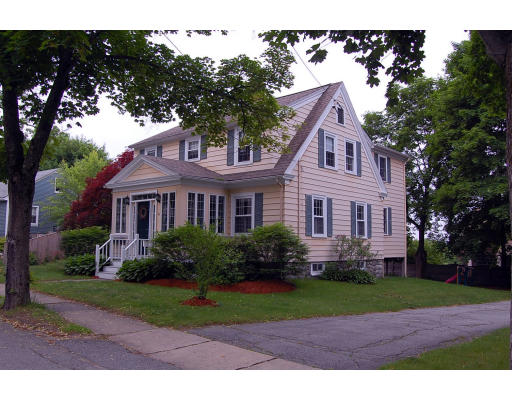 41 Buckingham Road North Andover, MA 01845 - Photo 1 of 18 Gallery Image 1