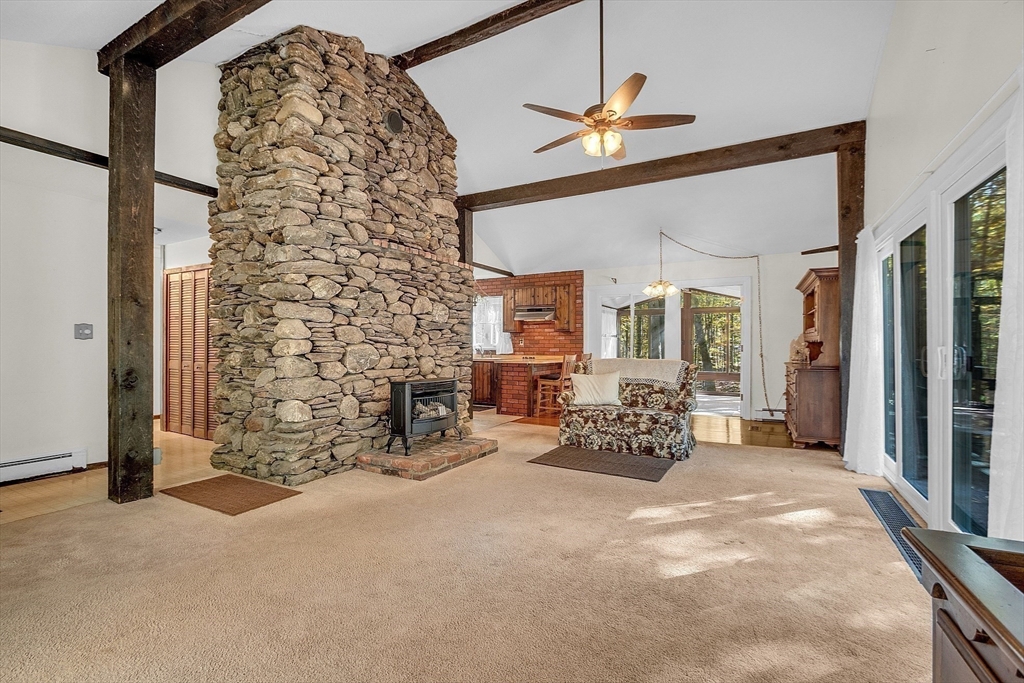 133 Murray Road Gardner, MA 01440 - Photo 8 of 31 Gallery Image 8