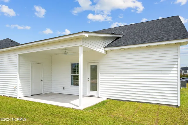 $277,500 | 2020 Dartford Drive, Unit B, Greenville, NC 27834