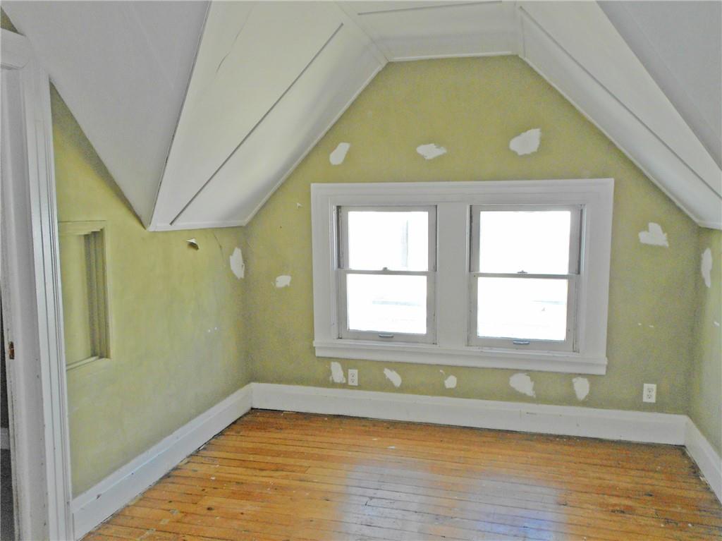 601 Locust Place Sewickley, PA 15143 - Photo 19 of 23 a view of an entryway of a house