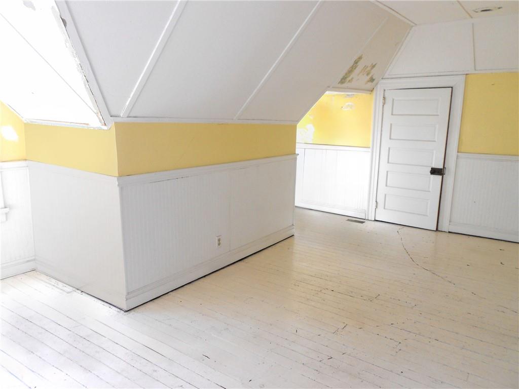 601 Locust Place Sewickley, PA 15143 - Photo 22 of 23 a view of an empty room