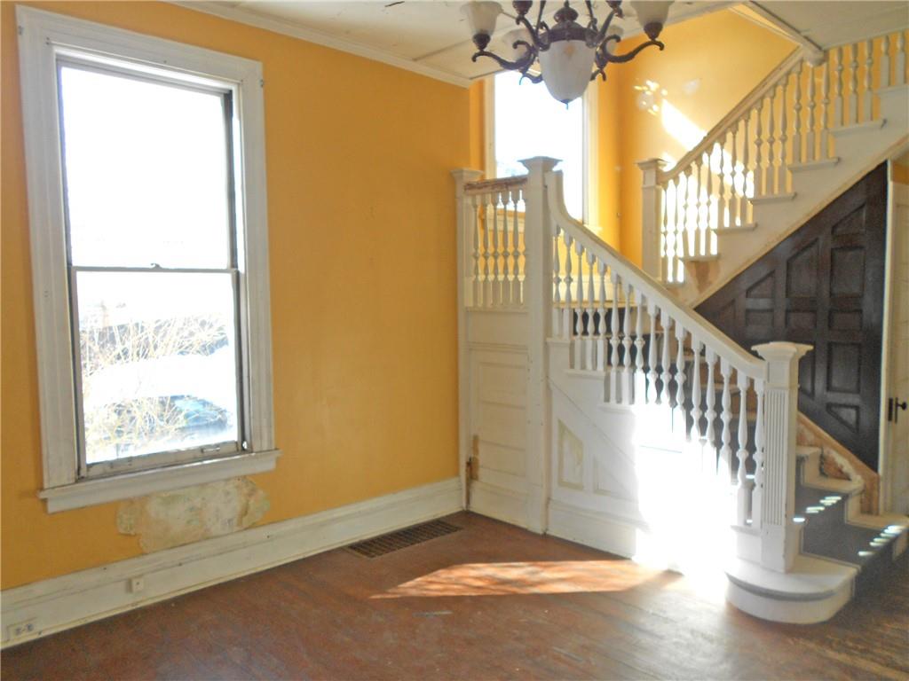 601 Locust Place Sewickley, PA 15143 - Photo 3 of 23