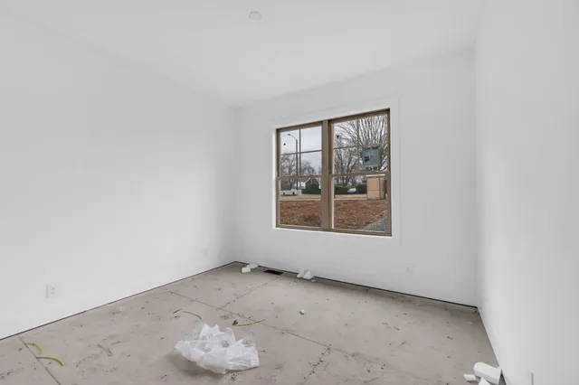 $389,900 | 52 West Drive, Clarksville, TN 37040