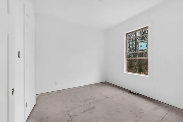 $389,900 | 52 West Drive, Clarksville, TN 37040