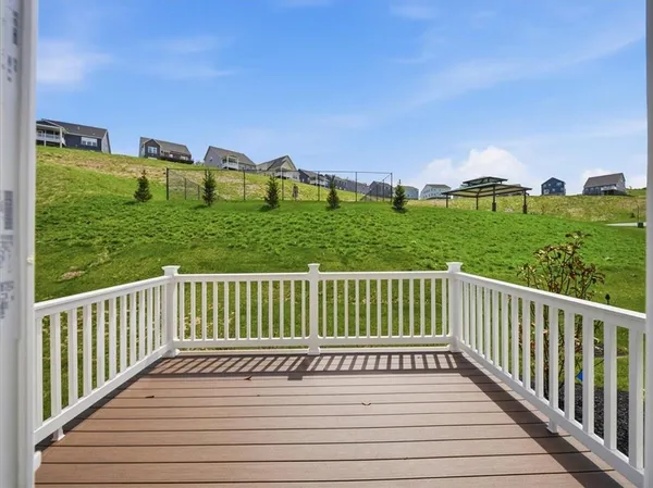 $2,500 | 201 Yellowwood Court, Washington, PA 15301