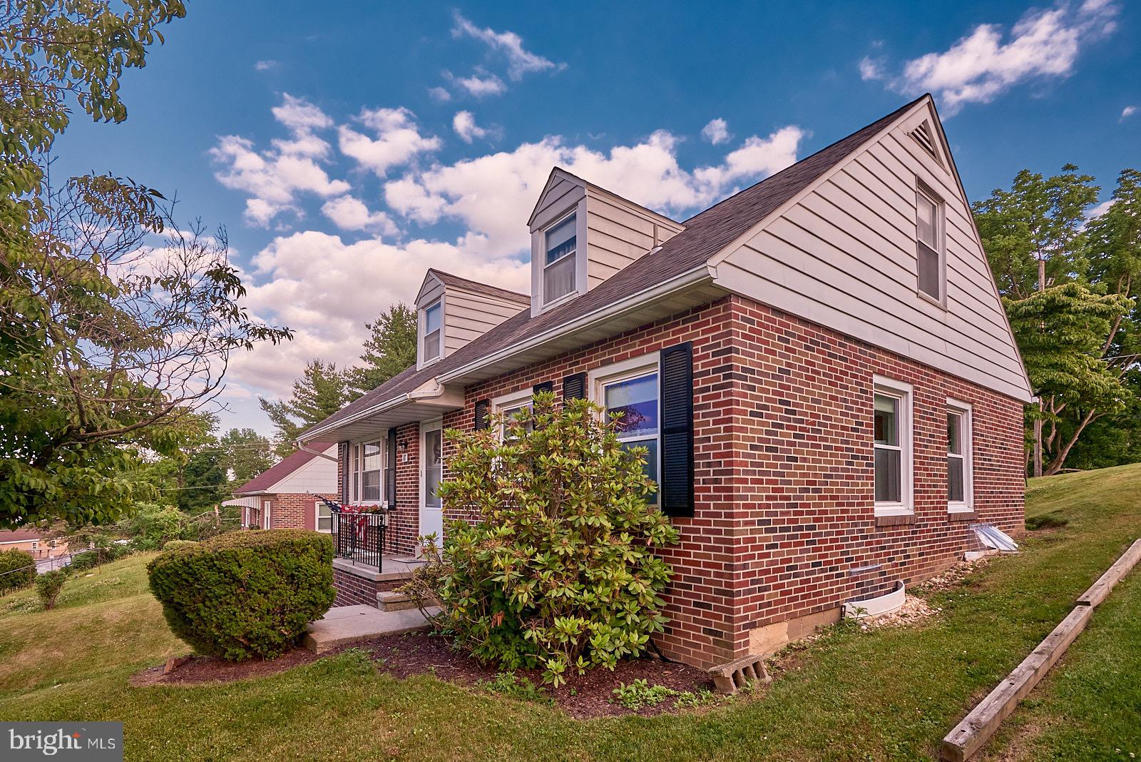 18 Ardmore Avenue Reading, PA 19607 - Photo 3 of 43 Gallery Image 3