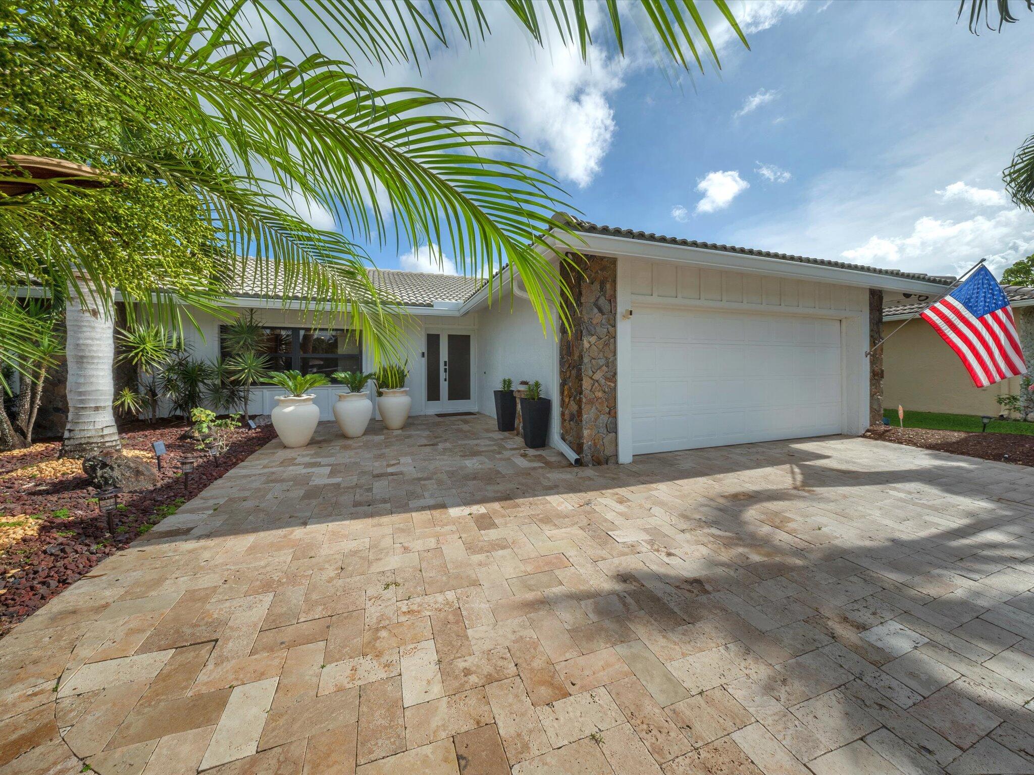 10134 Crosswind Road Boca Raton, FL 33498 - Photo 7 of 38 08-DSC9984