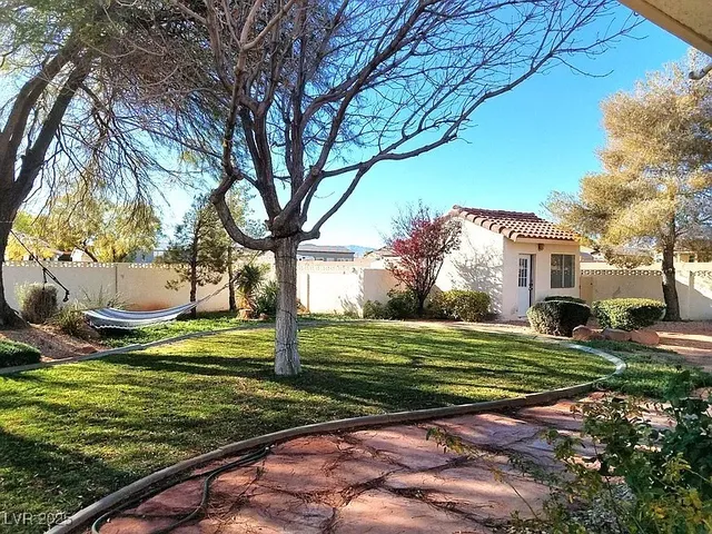 $3,600 | 7595 West Camero Avenue, Las Vegas, NV 89113