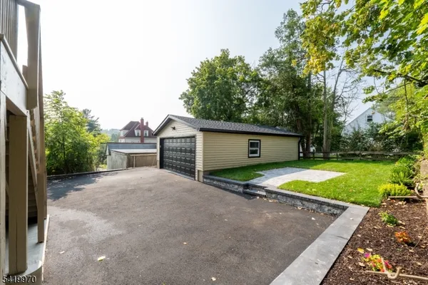 $3,800 | 3 Mt Vernon Avenue, West Orange, NJ 07052