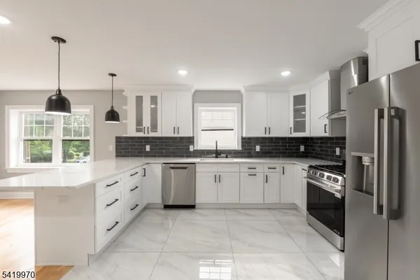 $3,800 | 3 Mt Vernon Avenue, West Orange, NJ 07052