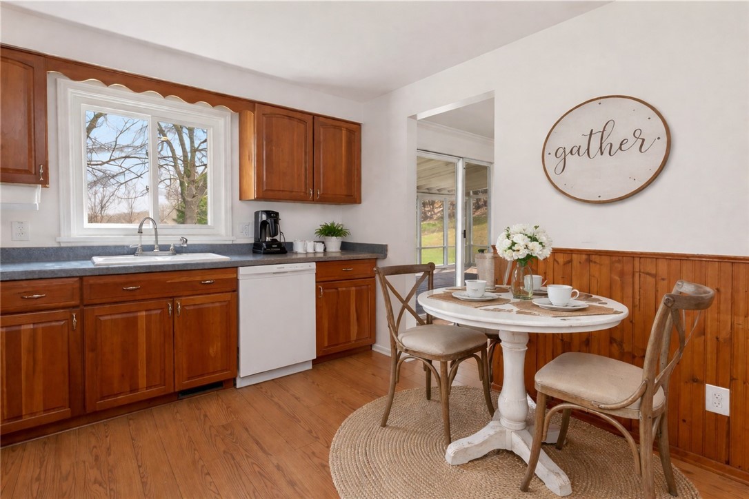 195 Cline Road Farmington, NY 14564 - Photo 10 of 48
