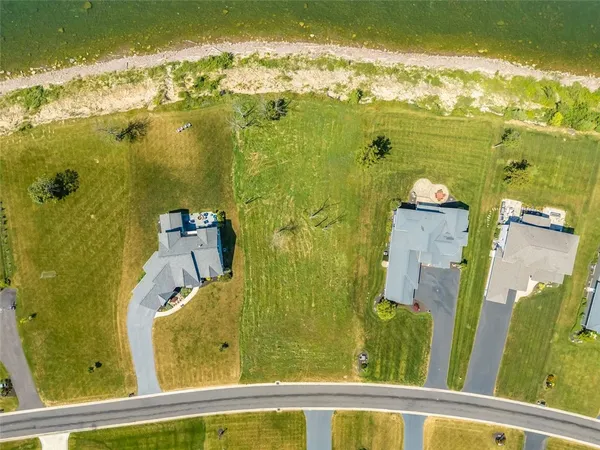 $994,500 | 357 Coastal View Drive, Unit 306, Webster, NY 14580