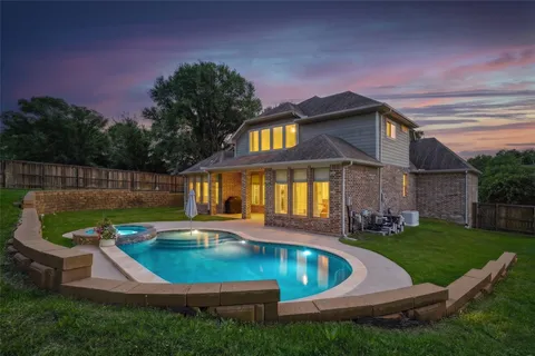 $714,900 | 30902 Spanish Moss Crossing, Fulshear, TX 77441