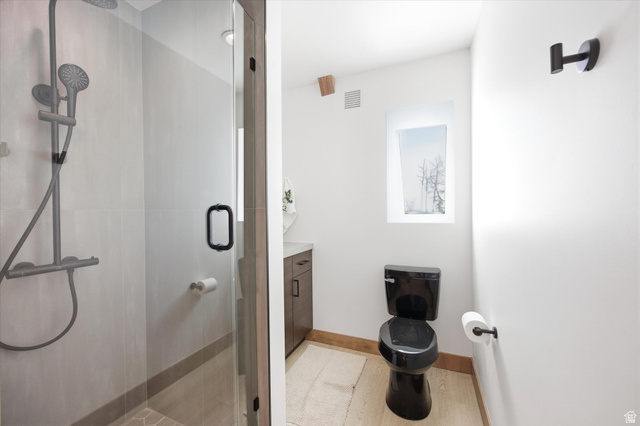 1833 Pine Loop Road Coalville, UT 84017 - Photo 18 of 26 Walk-in shower with clear glass enclosure and matte black fixtures