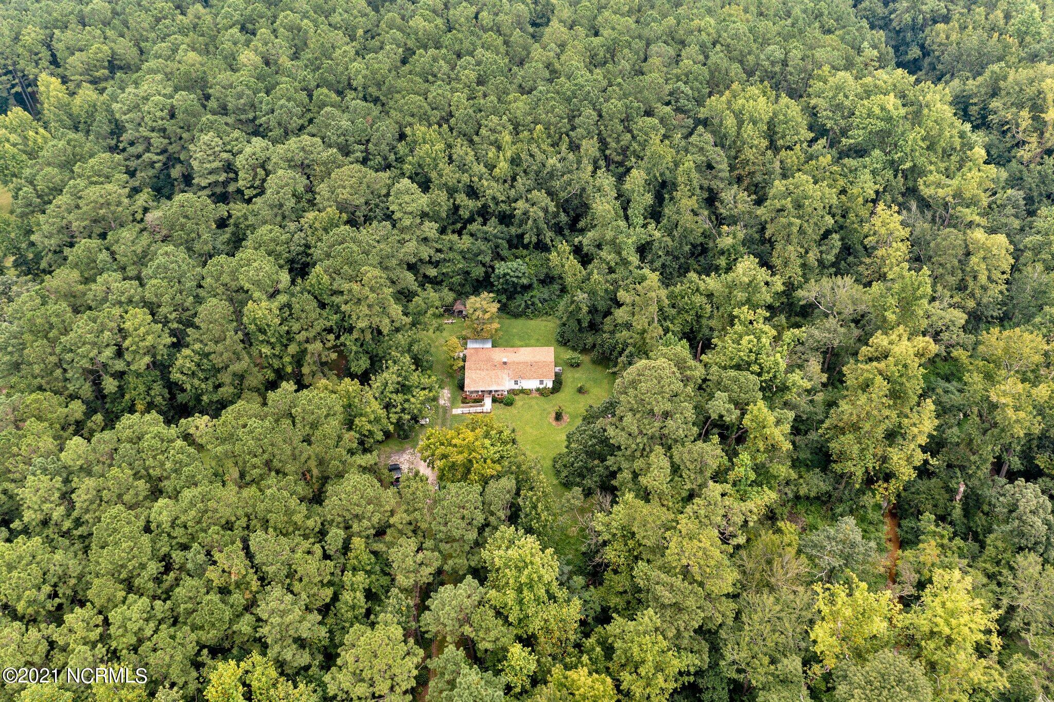 2501 Oakley Road Castle Hayne, NC 28429 - Photo 1 of 9 web_DJI_0676 (2)