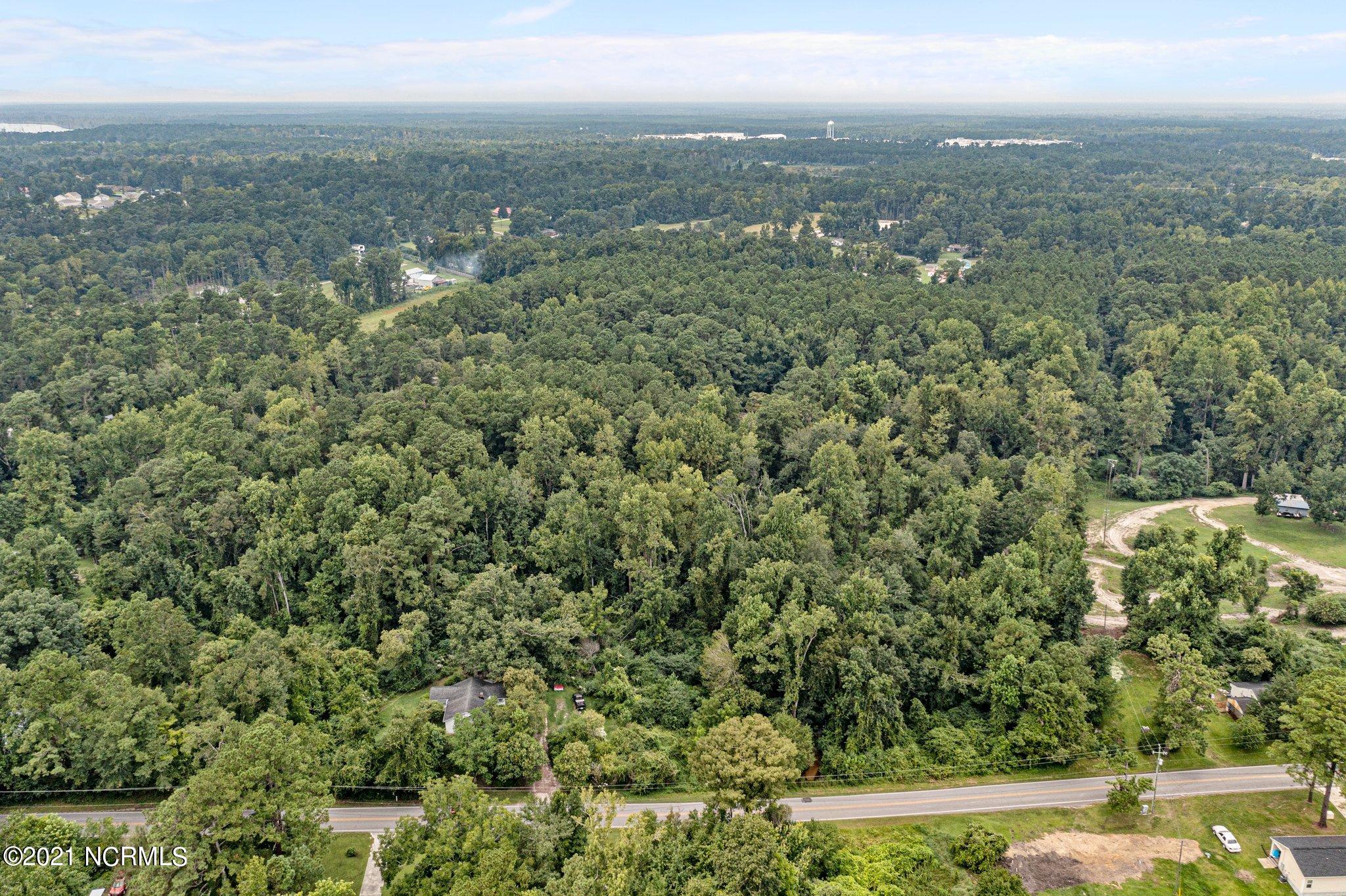 2501 Oakley Road Castle Hayne, NC 28429 - Photo 4 of 9 web_DJI_0678 (2)