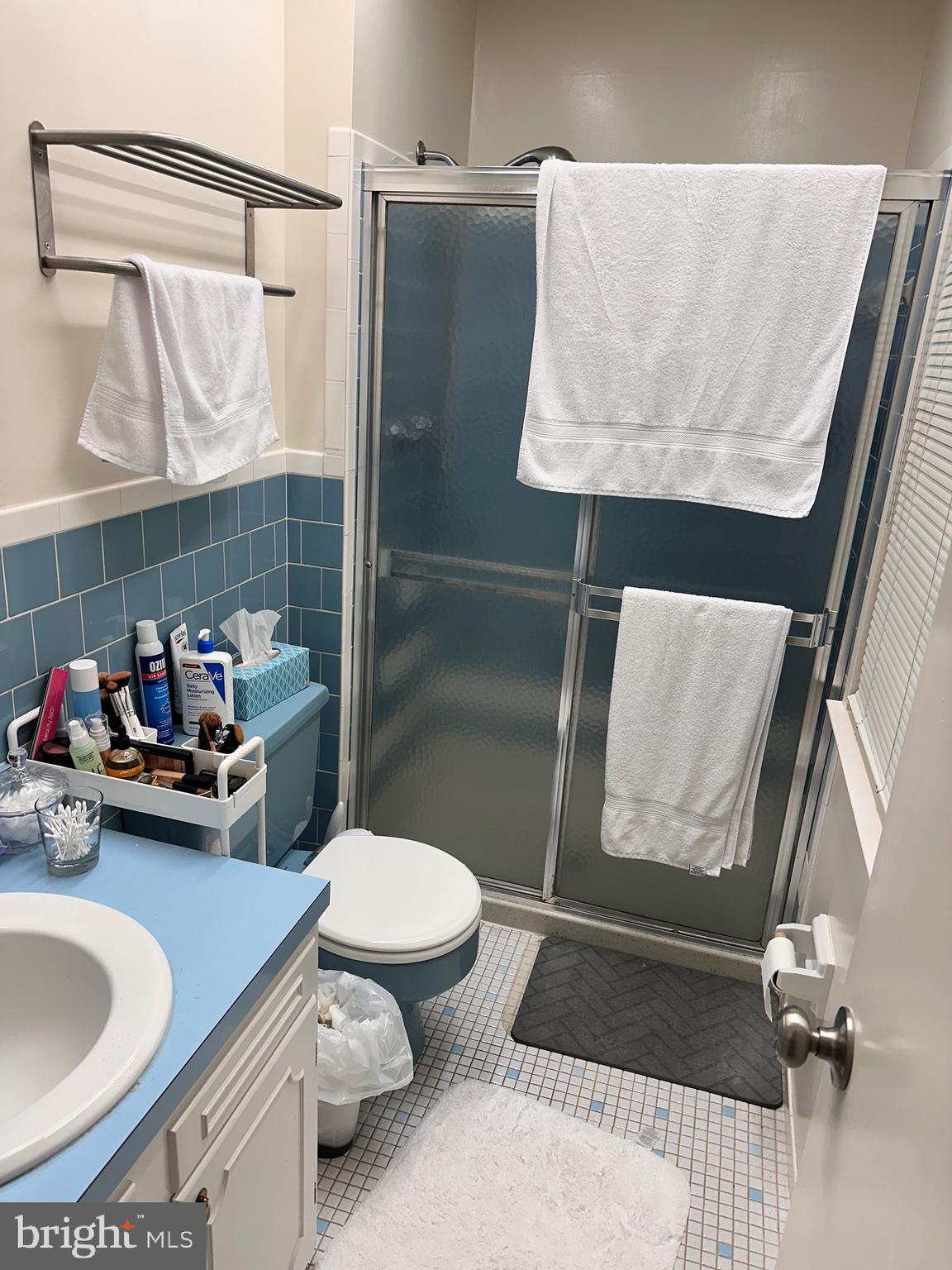 6143 Roxbury Avenue Springfield, VA 22152 - Photo 14 of 25