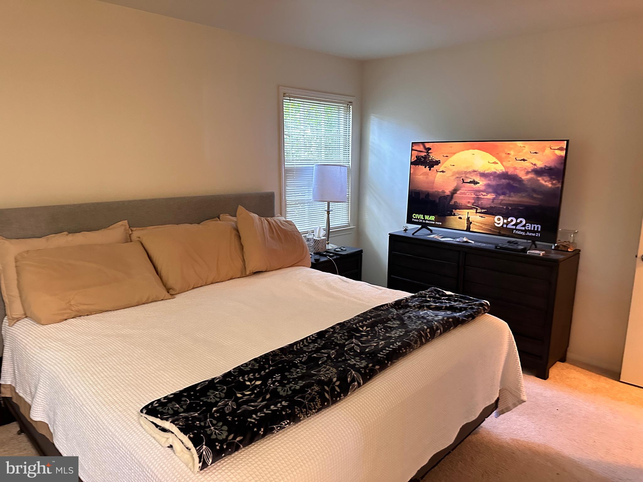 6143 Roxbury Avenue Springfield, VA 22152 - Photo 15 of 25