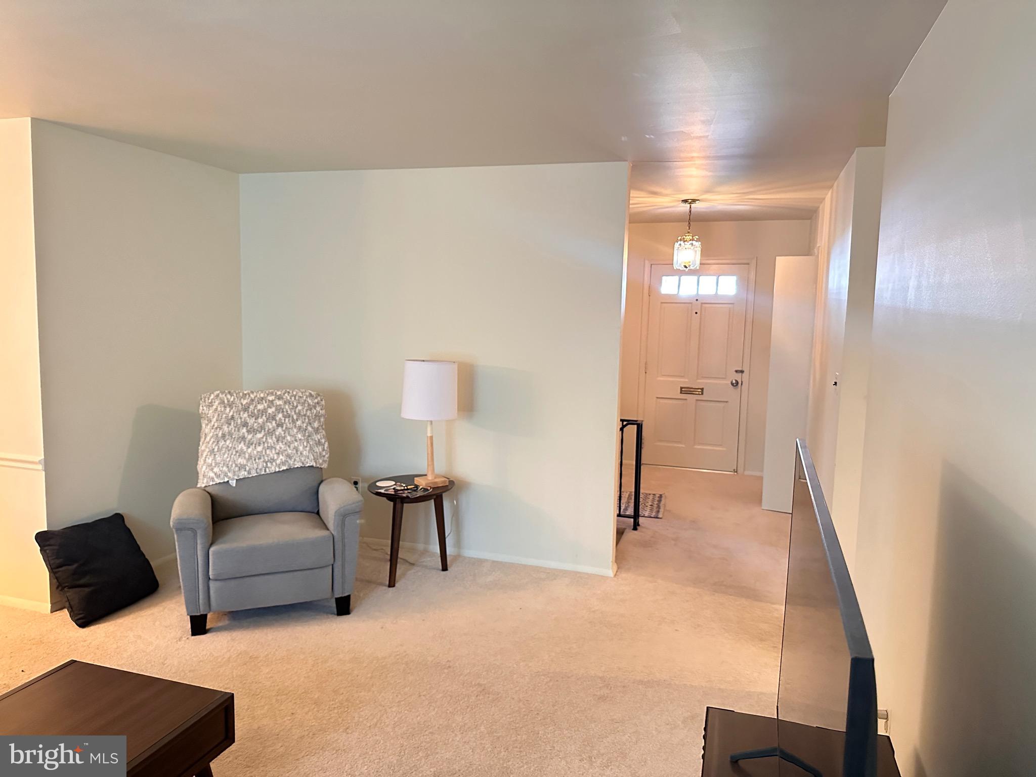 6143 Roxbury Avenue Springfield, VA 22152 - Photo 17 of 25