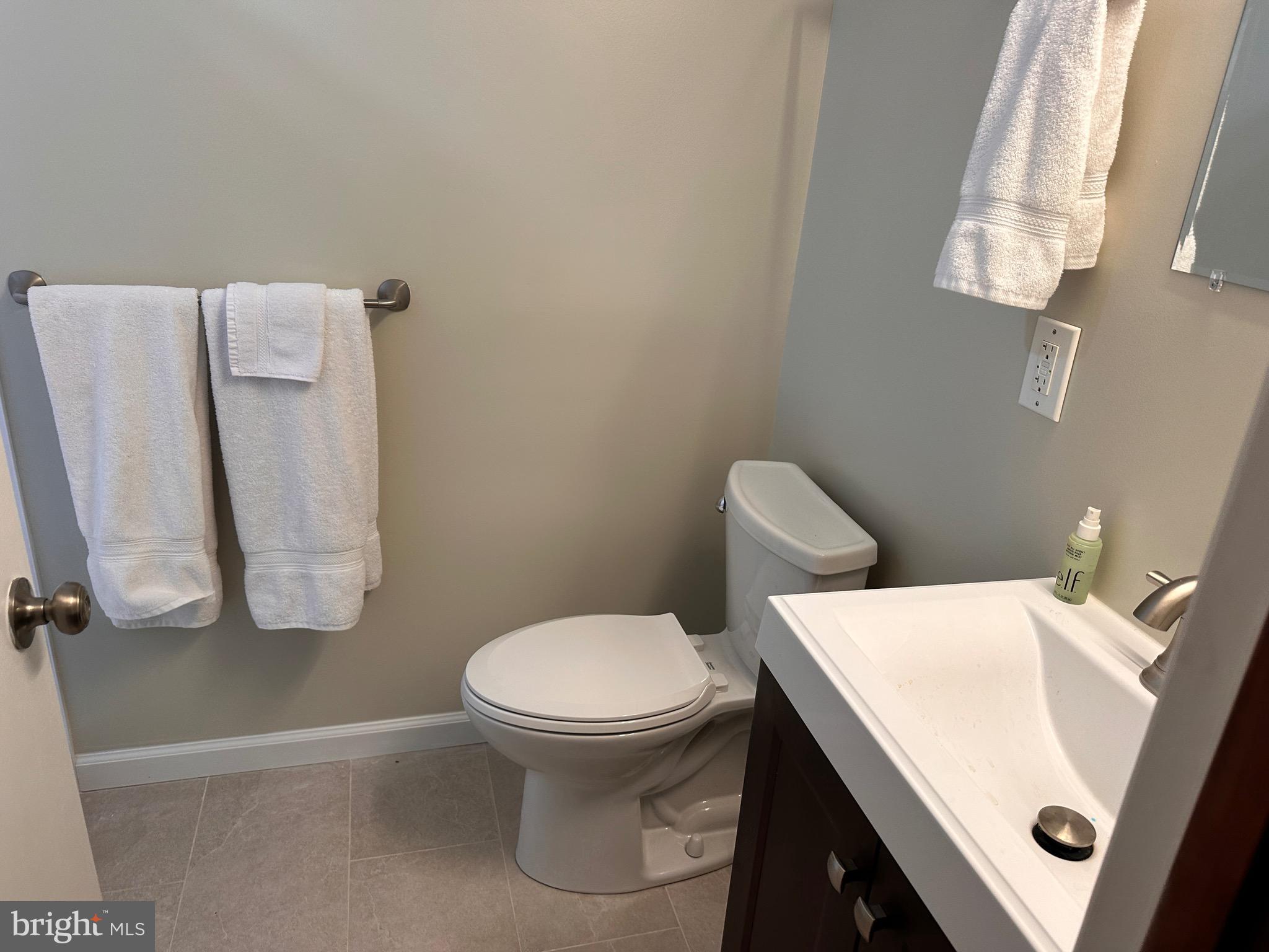 6143 Roxbury Avenue Springfield, VA 22152 - Photo 23 of 25