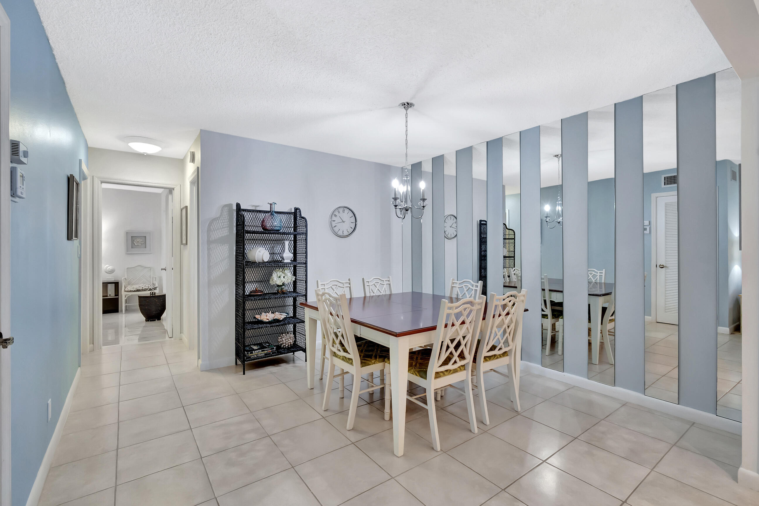 1301 Northwest 12th Avenue, Unit 412A Boca Raton, FL 33486 - Photo 17 of 49 DINING