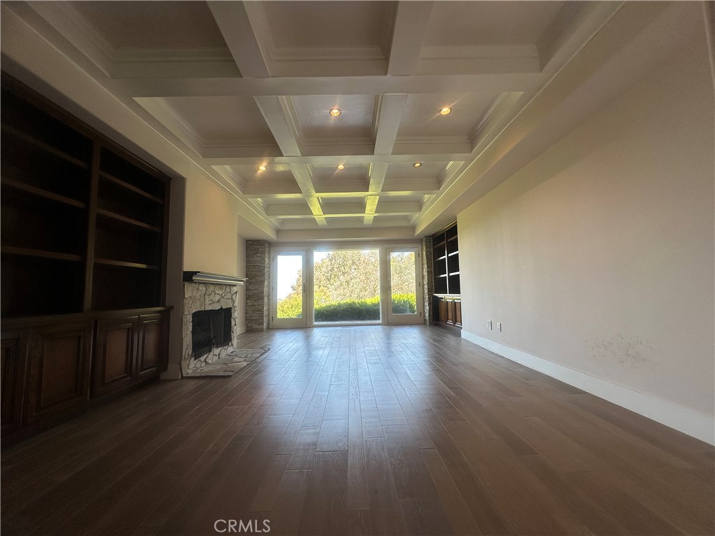 60 Crest Road East Palos Verdes Peninsula, CA 90274 - Photo 19 of 23 Library