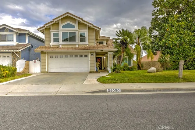 $999,999 | 28030 Kenton Lane, Saugus, CA 91350