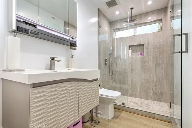 $999,999 | 28030 Kenton Lane, Saugus, CA 91350